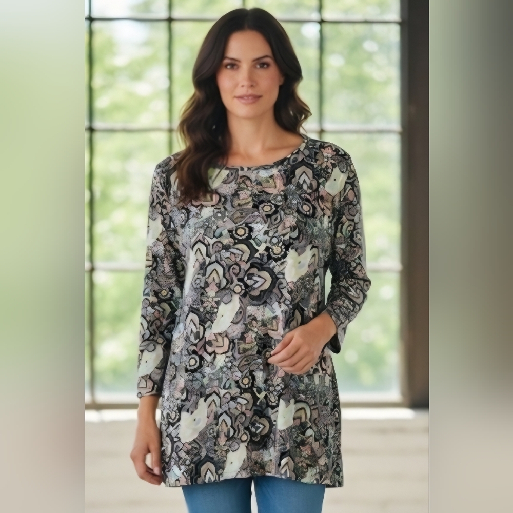 LuLaRoe Paisley Short Sleeve Top - Multicolor